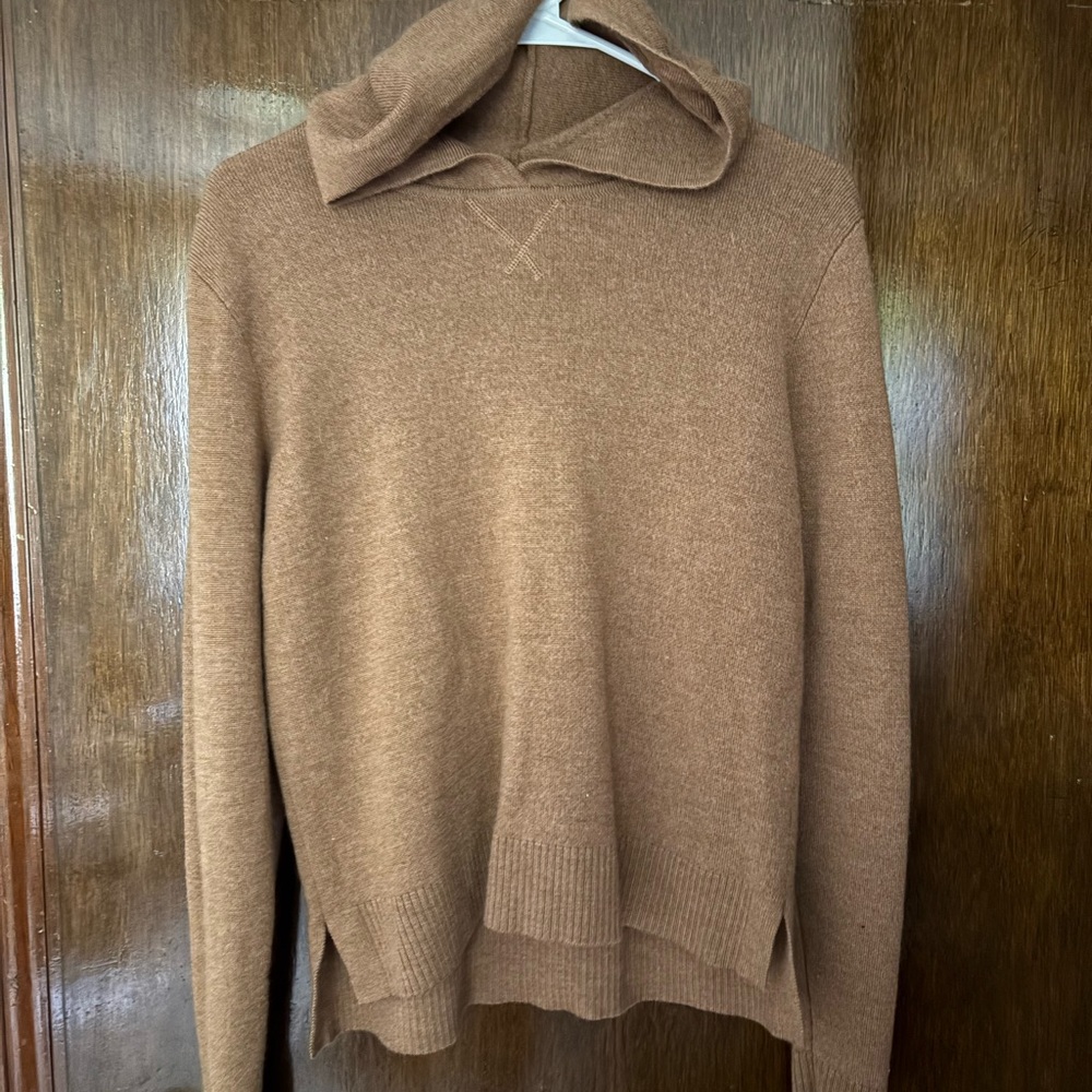 Pendleton Sweater with Hoodie